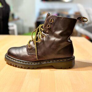 Dr Doc Martens Women's Luana Air Wair Brown Leather Combat Boots Lace Up Size 8